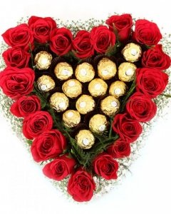 18 red roses w/16 ferrero box