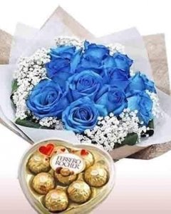 12 blue holland bunch w/heart ferrero