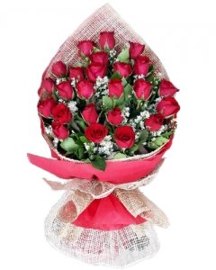 2 dozen garden spray roses bouquet